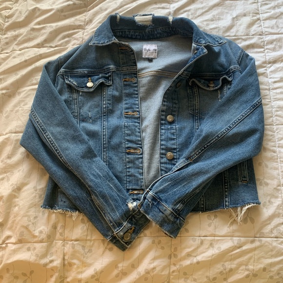 Taylor Hill x Joe’s Jeans Cropped Jean Jacket - Picture 5 of 6